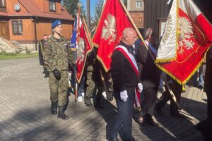 19.10.2024. Ostrowiec Świętokrzyski. Wprowadzenie relikwii bł. ks. Jerzego Popiełuszki / Fot. Anna Głąb – Radio Kielce