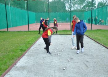 W Zawichoście oddano po remoncie stadion sportowy