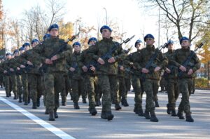 Nowa kadra Wojska Polskiego. Elewi złożyli przysięgę - Radio Kielce