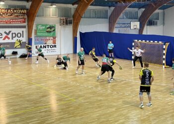 12.10.2024. Końskie. 5. kolejka I ligi piłkarzy ręcznych: KSSPR Końskie - Zagłębie Handball Team Sosnowiec / Fot. Kamil Król - Radio Kielce