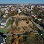 25.10.2024. Kielce. Ul. Langiewicza. Teren po dawnym szpitaliku dziecięcym / Fot. Jarosław Kubalski - Radio Kielce