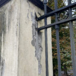 07.10.2024. Kielce. Mur okalający kielecki park miejski im. Stanisława Staszica / Fot. Wiktor Taszłow – Radio Kielce