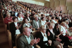 01.10.2024 Kielce. Uroczysta Inauguracja Roku Akademickiego Uniwersytetów Trzeciego Wieku z woj. świętokrzyskiego / Fot. Jarosław Kubalski - Radio Kielce