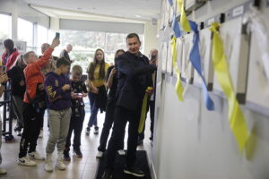 05.10.2024. Kielce. Hala Legionów. Odsłonięcie Galerii Sław Iskry Kielce / Fot. Jarosław Kubalski - Radio Kielce