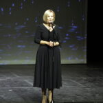 15.10.2024 Kielce. Teatr im Stefana Żeromskiego. Świętokrzyska Nagroda Kultury. Marszałek Renata Janik / Fot. Jarosław Kubalski - Radio Kielce