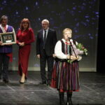 15.10.2024 Kielce. Teatr im Stefana Żeromskiego. Świętokrzyska Nagroda Kultury. Stowarzyszenie „Piekoszowianie" / Fot. Jarosław Kubalski - Radio Kielce