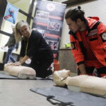 16.10.2024 Kielce. UM. Szkolenie z udzielenia pierwszej pomocy / Fot. Jarosław Kubalski - Radio Kielce