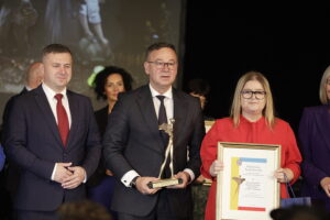 Kielce. Wręczenie statuetek „Wędrowca Świętokrzyskiego” - Radio Kielce