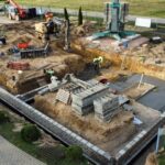 Budowa przyszkolnej infrastruktury sportowej / źródło: bieliny.pl