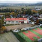 Budowa przyszkolnej infrastruktury sportowej / źródło: bieliny.pl