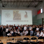 4.10.2024 Kielce. Szkoła Podstawowa nr 22 im. gen. Stanisława Maczka. Spotkanie młodzieży z Karoliną Maczek-Skillen, wnuczką generała Maczka / Fot. Aleksandra Kwaśniewska - Radio Kielce