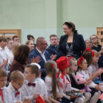 4.10.2024 Kielce. Szkoła Podstawowa nr 22 im. gen. Stanisława Maczka. Spotkanie młodzieży z Karoliną Maczek-Skillen, wnuczką generała Maczka / Fot. Aleksandra Kwaśniewska - Radio Kielce