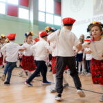 4.10.2024 Kielce. Szkoła Podstawowa nr 22 im. gen. Stanisława Maczka. Spotkanie młodzieży z Karoliną Maczek-Skillen, wnuczką generała Maczka / Fot. Aleksandra Kwaśniewska - Radio Kielce