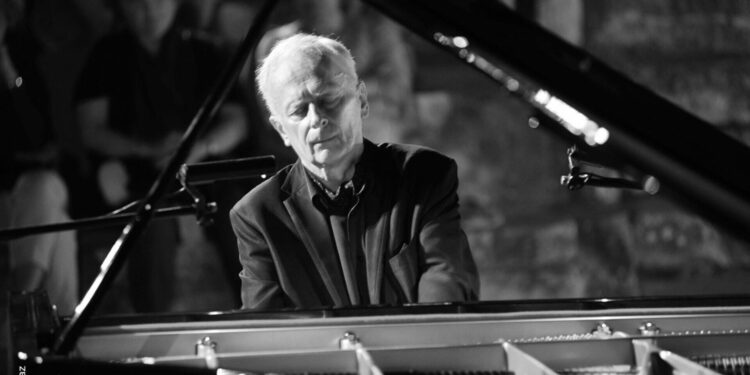 Nie żyje Janusz Olejniczak, wybitny pianista miał 72 lata