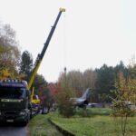 Przygotowanie MiG-a 21PF do transportu do Kielc / Fot. Wojciech Habdas