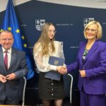 29.11.2024. Kielce. Urząd Marszałkowski Województwa Świętokrzyskiego. Przyznanie stypendiów dla studentów kształcących się na kierunku lekarskim / Fot. Iwona Murawska-Bujnowicz - Radio Kielce