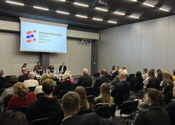 O gospodarce i bezpieczeństwie w Targach Kielce - Radio Kielce 25.11.2024. Kielce. Regionalne Forum Ekonomiczne Nowa Energia Kielce / Fot. Marcin Marszałek - Radio Kielce