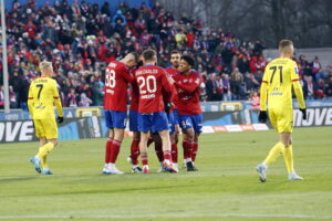 24.11.2024. Częstochowa. Mecz 16. kolejki piłkarskiej Ekstraklasy: Raków Częstochowa - Korona Kielce. / Fot. Waldemar Deska - PAP.