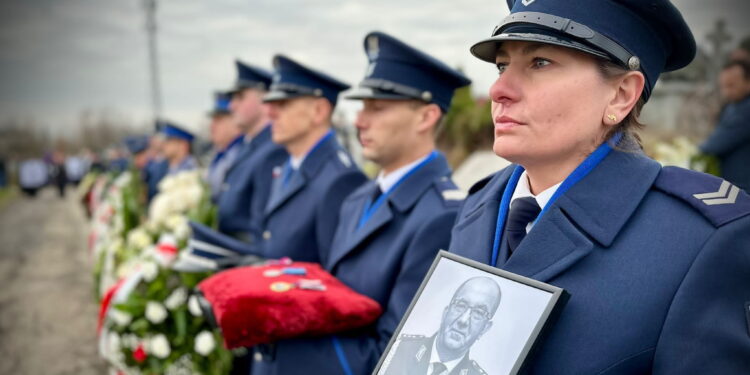 Ostatnie pożegnanie komendanta policji