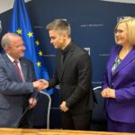 29.11.2024. Kielce. Urząd Marszałkowski Województwa Świętokrzyskiego. Przyznanie stypendiów dla studentów kształcących się na kierunku lekarskim / Fot. Iwona Murawska-Bujnowicz - Radio Kielce