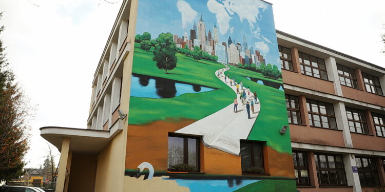 Eko-mural na kieleckim „Żeromie” ma szansę na kolejne ogólnopolskie wyróżnienie - Radio Kielce Eko-mural na kieleckim „Żeromie” ma szansę na kolejne ogólnopolskie wyróżnienie