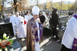 01.11.2024. Kielce. Cmentarz Parafialny "Nowy" / Fot. Wiktor Taszłow - Radio Kielce