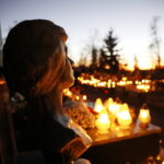 01.11.2024. Kielce. Cmentarz Stary o zachodzie słońca / Fot. Wiktor Taszłow - Radio Kielce