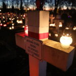 01.11.2024. Kielce. Cmentarz Stary o zachodzie słońca / Fot. Wiktor Taszłow - Radio Kielce