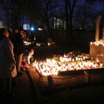 01.11.2024. Kielce. Cmentarz Stary o zachodzie słońca / Fot. Wiktor Taszłow - Radio Kielce