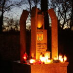 01.11.2024. Kielce. Cmentarz Stary o zachodzie słońca / Fot. Wiktor Taszłow - Radio Kielce