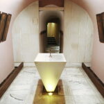 02.11.2024. Kielce. Bazylika Katedralna. Krypty / Fot. Wiktor Taszłow - Radio Kielce