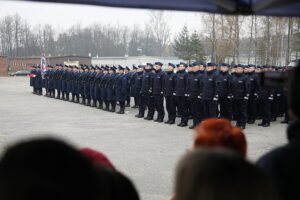 7.11.2024. Kielce. Uroczystość ślubowanie policjantów / Fot. Wiktor Taszłow – Radio Kielce