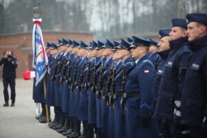 7.11.2024. Kielce. Uroczystość ślubowanie policjantów / Fot. Wiktor Taszłow – Radio Kielce