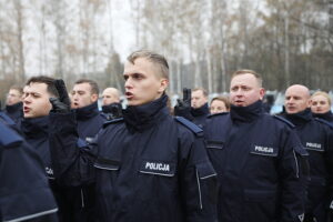 7.11.2024. Kielce. Uroczystość ślubowanie policjantów / Fot. Wiktor Taszłow – Radio Kielce