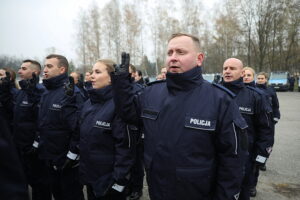 7.11.2024. Kielce. Uroczystość ślubowanie policjantów / Fot. Wiktor Taszłow – Radio Kielce