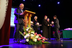 13.11.2024. Kielce. WDK. Jubileusz 35-lecia kieleckiej Caritas / Fot. Wiktor Taszłow - Radio Kielce