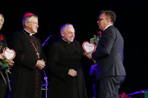 13.11.2024. Kielce. WDK. Jubileusz 35-lecia kieleckiej Caritas / Fot. Wiktor Taszłow - Radio Kielce