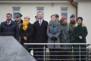 13.11.2024. Kielce. Uroczyste przekazanie Flagi Rzeczpospolitej Polskiej przez Marszałka Sejmu / Fot. Wiktor Taszłow - Radio Kielce