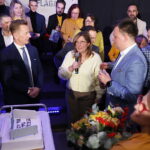 13.11.2024. Jędrzejów. Spotkanie Szymona Hołowni z mieszkańcami / Fot. Wiktor Taszłow - Radio Kielce