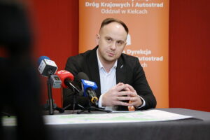 20.11.2024. Na zdjęciu Piotr Krampikowski - dyrektor kieleckiego oddziału GDDKiA / Fot. Wiktor Taszłow - Radio Kielce