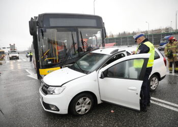 29.11.2024. Kielce. Wypadek / Fot. Wiktor Taszłow - Radio Kielce