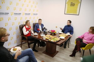 29.11.2024. Kielce. Śniadanie prasowe zorganizowane przez posła Rafała Kasprzyka / Fot. Wiktor Taszłow - Radio Kielce