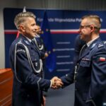 Świętokrzyska policja ma nowego komendanta - Radio Kielce Na zdjęciu (z lewej: inspektor Zbigniew Nowak - komendat świętokrzyskiej policji / Fot. Świętokrzyska Policja