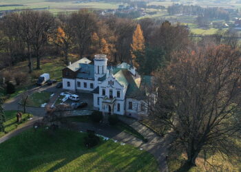 26.11.2024. Oblęgorek. Pałacyk Henryka Sienkiewicza / Fot. Jarosław Kubalski - Radio Kielce