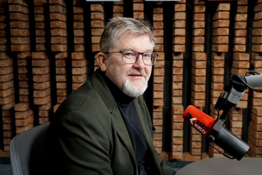 14.11.2024. Radio Kielce. Rozmowa Dnia. Na zdjęciu: Robert Wieczorek - koordynator XXX Festiwalu Form Dokumentalnych NURT 2024 / Fot. Piotr Kwaśniewski - Radio Kielce