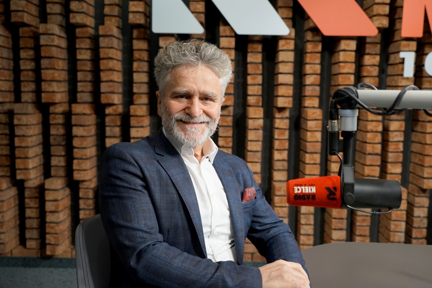 26.11.2024. Radio Kielce. Rozmowa Dnia. Na zdjęciu: Krzysztof Słoń - senator PiS / Fot. Piotr Kwaśniewski - Radio Kielce