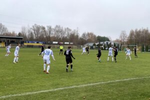 09.11.2024. Połaniec. 16. kolejka Betclic III ligi: Czarni Połaniec - Lewart Lubartów / Fot. Kamil Król - Radio Kielce