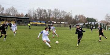 09.11.2024. Połaniec. 16. kolejka Betclic III ligi: Czarni Połaniec - Lewart Lubartów / Fot. Kamil Król - Radio Kielce