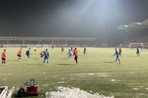 22.11.2024. Ostrowiec Św. 18. kolejka Betclic III ligi: KSZO 1929 Ostrowiec - Wisła II Kraków / Fot. Kamil Król - Radio Kielce