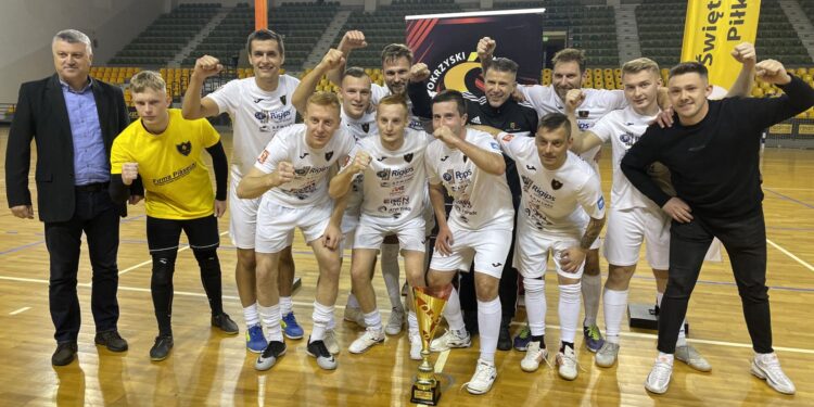 Świętokrzyski Puchar Polski dla Futsal Team Busko-Zdrój